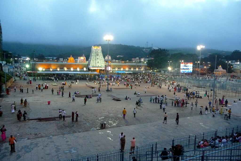 Tirupati temple laddu case